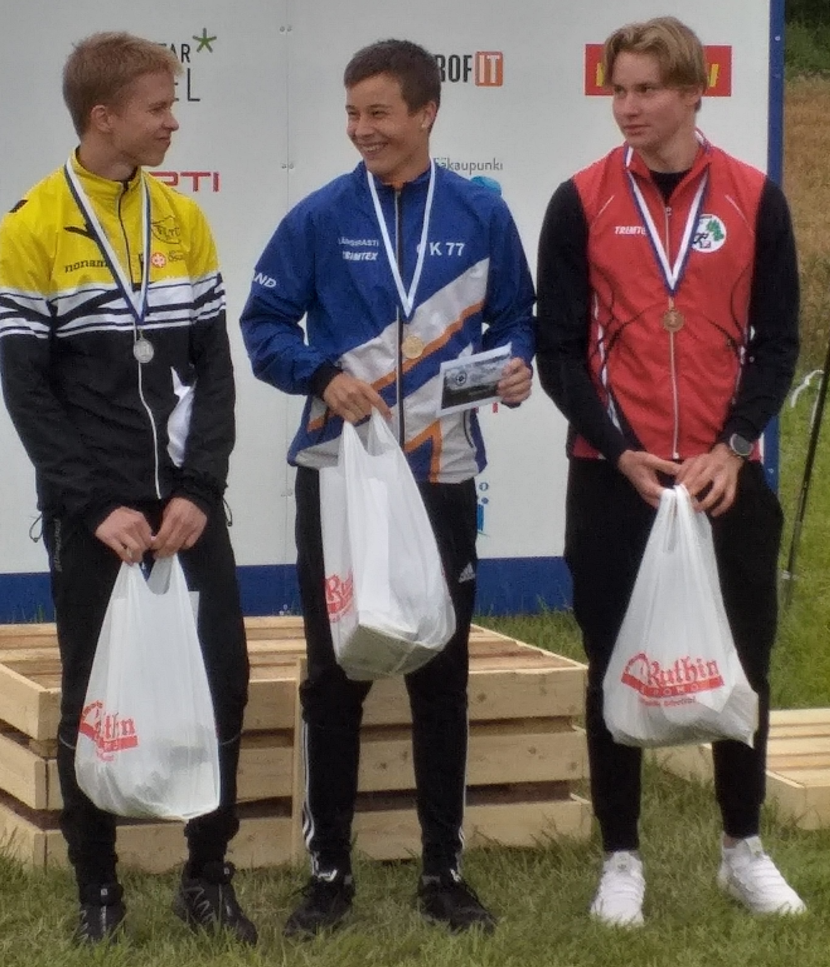 20200830 SM keski H16 mitalistit Jesper